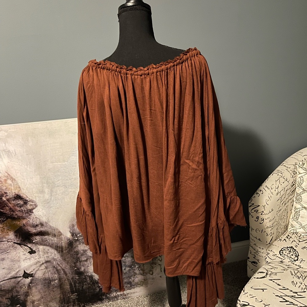 Super Flowy Beautiful Blouse - image 3